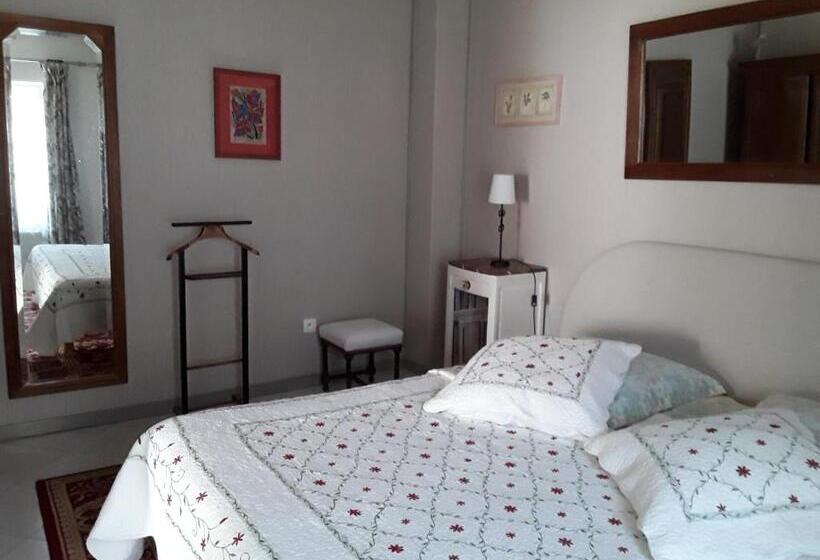 جناح, La Belvinière Chambres Et Table D Hôtes