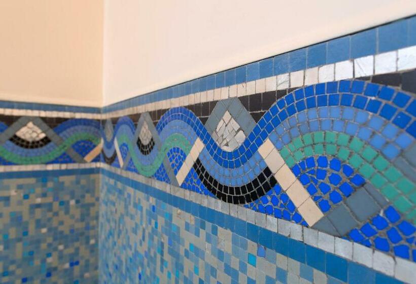 컴포트 룸, La Maison Rouge Brocéliande