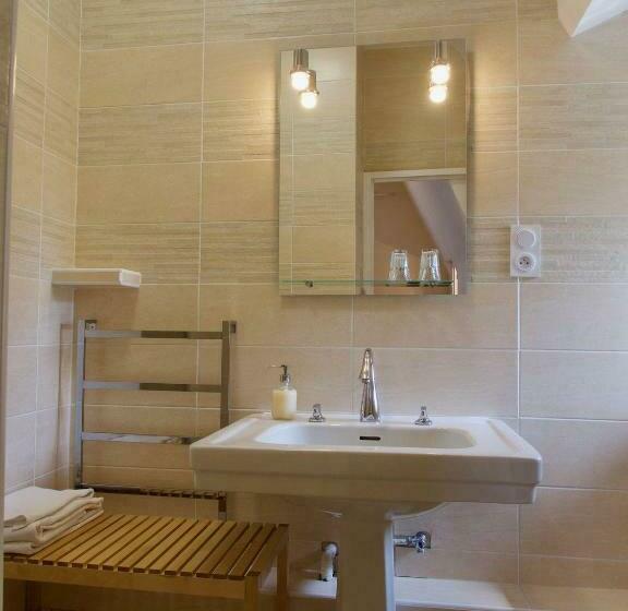 컴포트 룸, La Maison Rouge Brocéliande