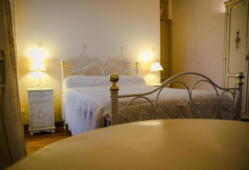 Семейный Номер, Le Domaine Du Chene Vert