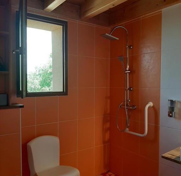 غرفة قياسية ثلاثية مزودة بتراس, Le Grand Noyer