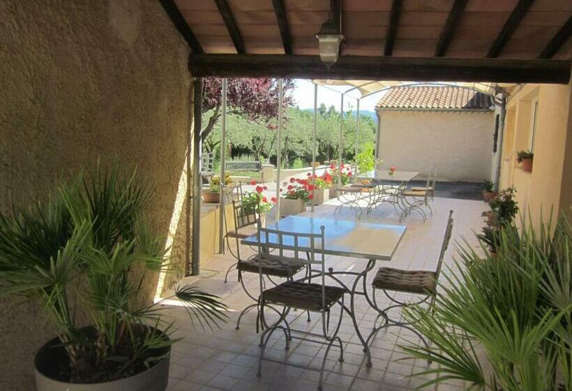 Номер Комфорт, Les Verveines De Vaison