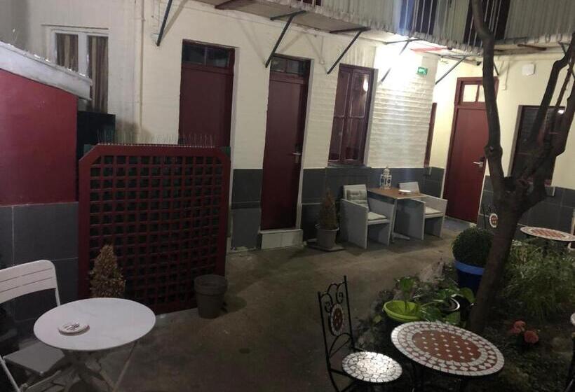 Номер Стандарт Индивидуальный, Chevallier