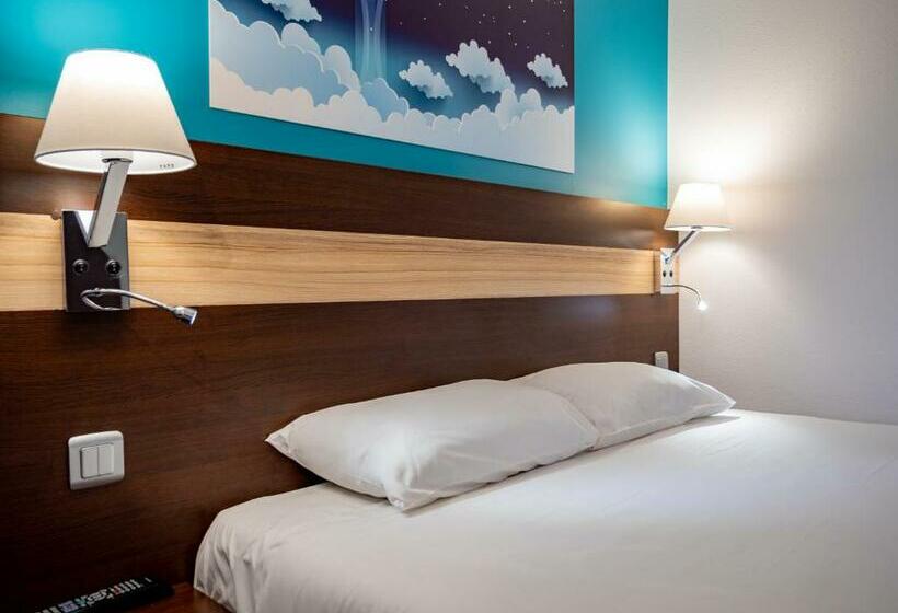 스탠다드 룸, Contact Hotel Restaurant La Chaumière Les Mureaux Flins