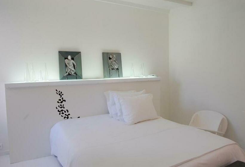 اتاق سوپریور با چشم‌انداز باغ, De Charme Le Sud Bretagne