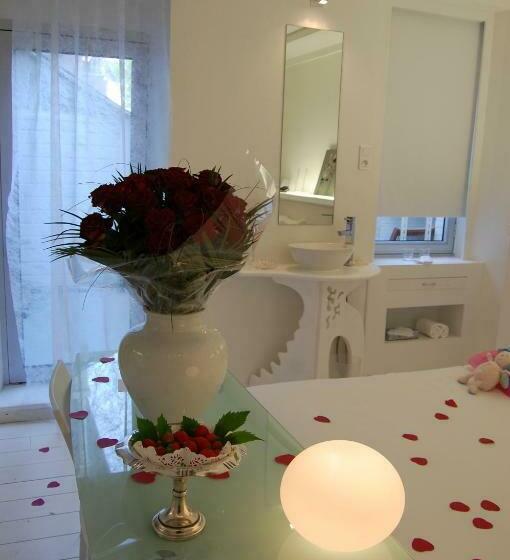 اتاق سوپریور با چشم‌انداز باغ, De Charme Le Sud Bretagne