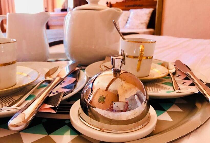 스탠다드 스튜디오 정원 전망, Domaine Mas Pigné