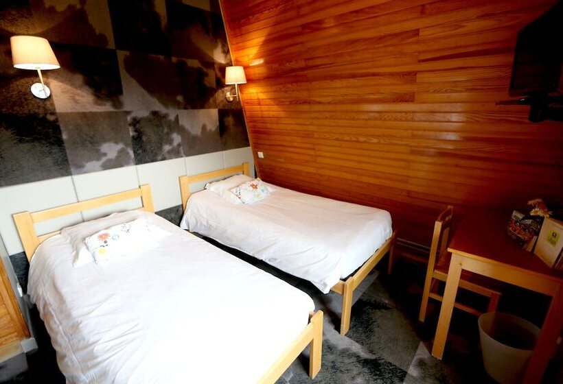 スタンダードルーム, Gîte Hôtel Le P Tit Cham