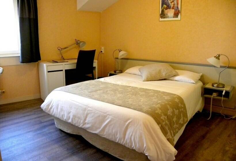 컴포트 룸, Du Chateau