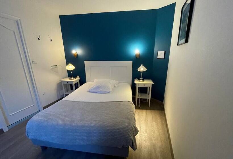 컴포트 룸, Du Chateau