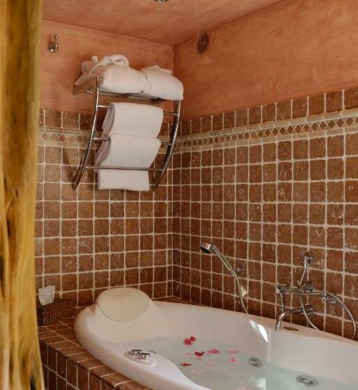 Люкс с гидромассажем, Hôtel Le Belvédère