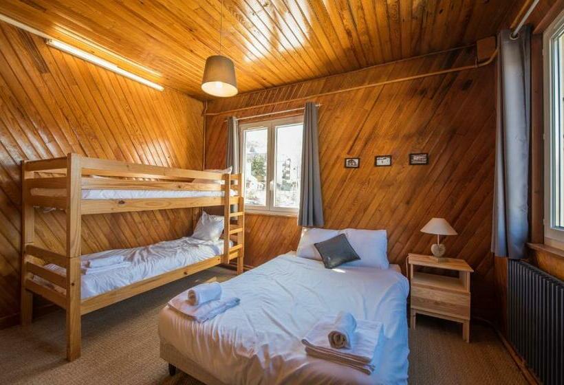 Семейный Номер, Hôtel Les Flocons