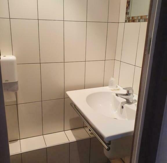 غرفة قياسية, Kelig