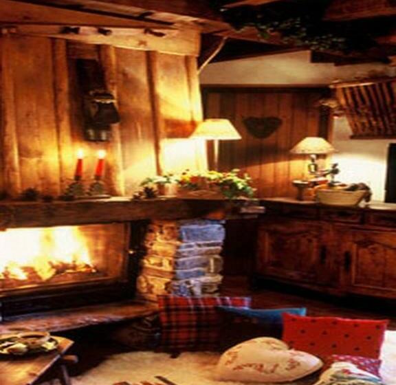 בקתת חדר, Les Chalets Hôtel De La Croix Fry