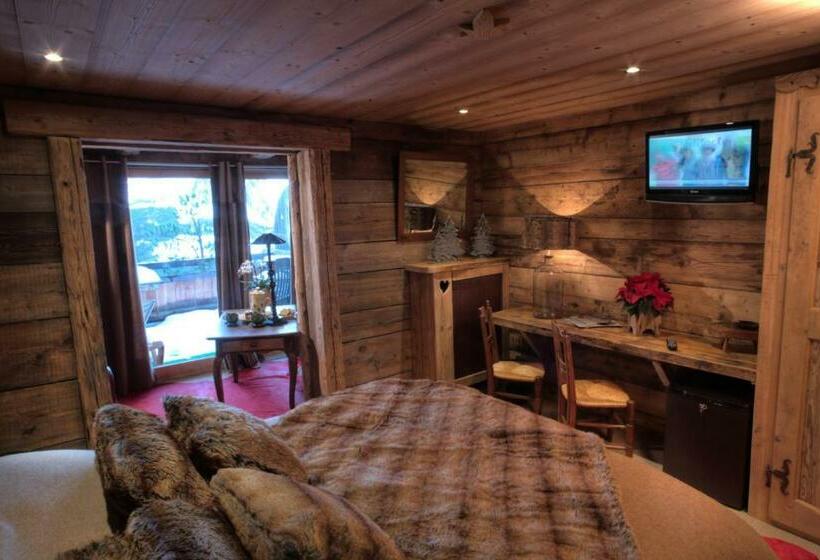 Полулюкс, Les Chalets Hôtel De La Croix Fry