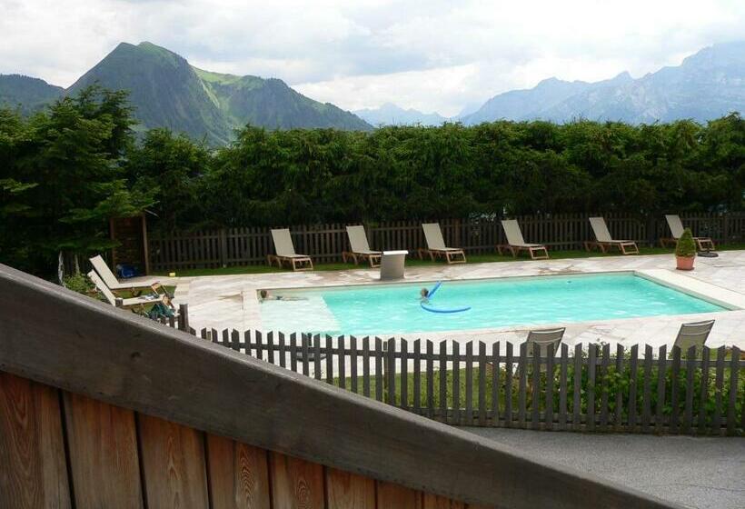 شاليه غرفة نوم واحدة, Les Chalets Hôtel De La Croix Fry