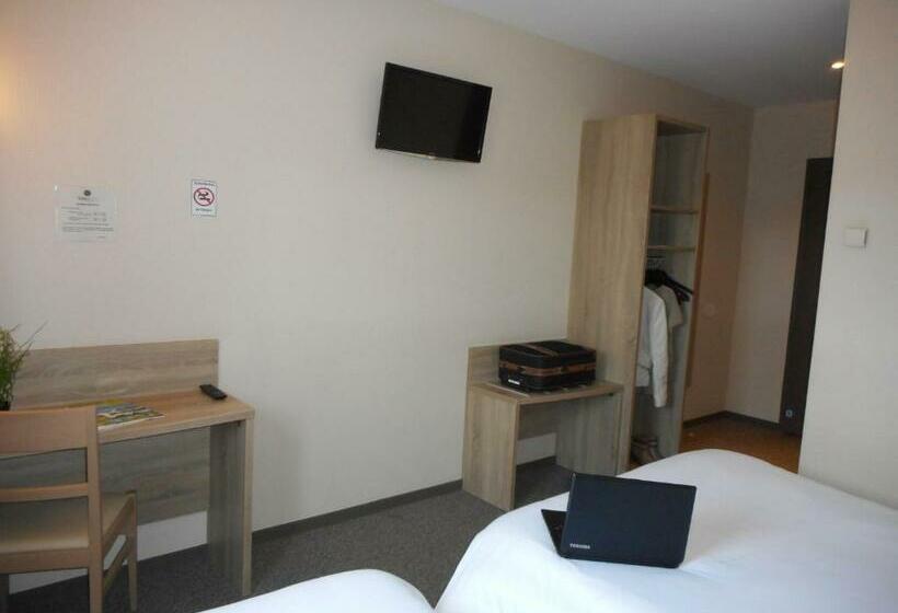 Номер Стандарт Трехместный, Salea