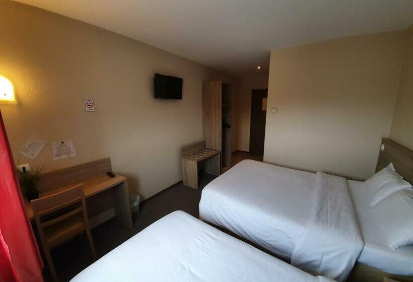 Номер Стандарт Трехместный, Salea