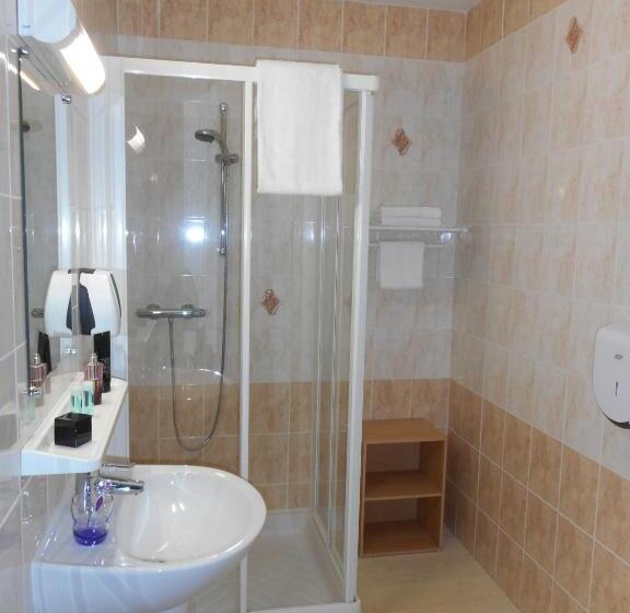 Номер Стандарт, Salea