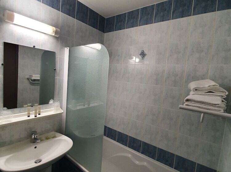 Номер Стандарт Трехместный, Salea