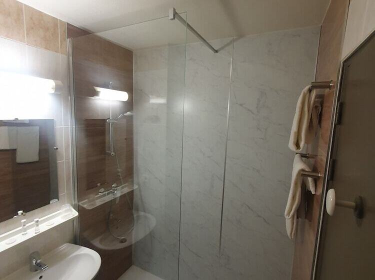 Номер Стандарт, Salea