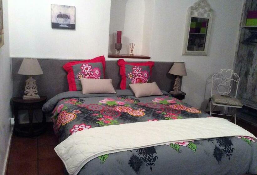 스탠다드 룸, La Bastide De L'olivier