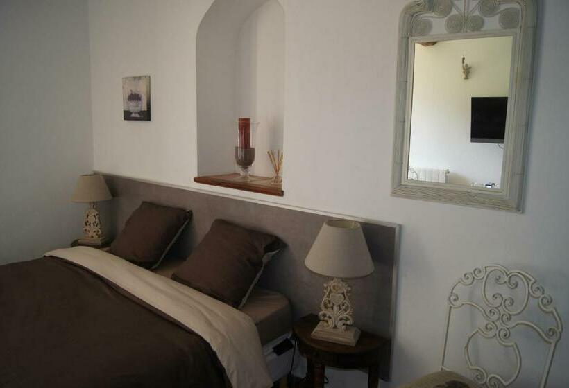 Номер Стандарт, La Bastide De L'olivier