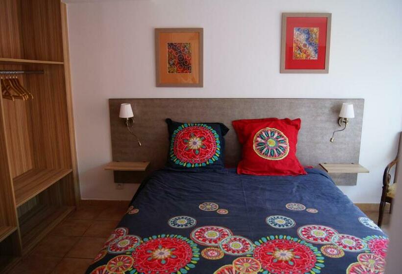 Номер Стандарт, La Bastide De L'olivier