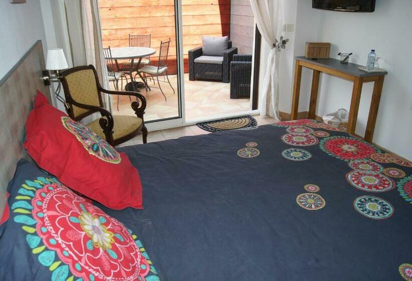 Номер Стандарт, La Bastide De L'olivier