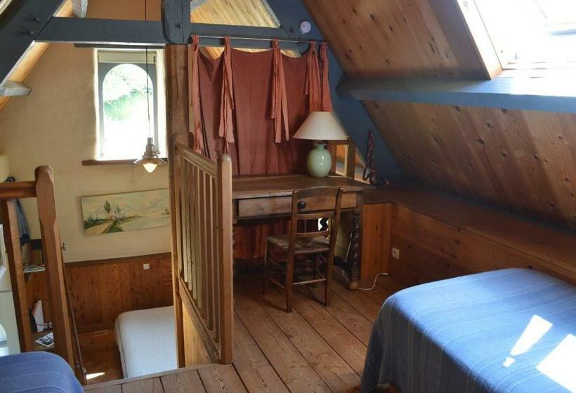 غرفة عائلية, La Grange De Coatélan