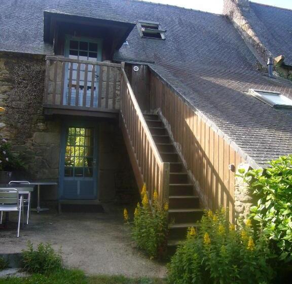 غرفة قياسية, La Grange De Coatélan