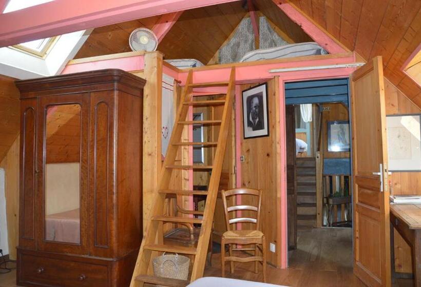 غرفة قياسية, La Grange De Coatélan