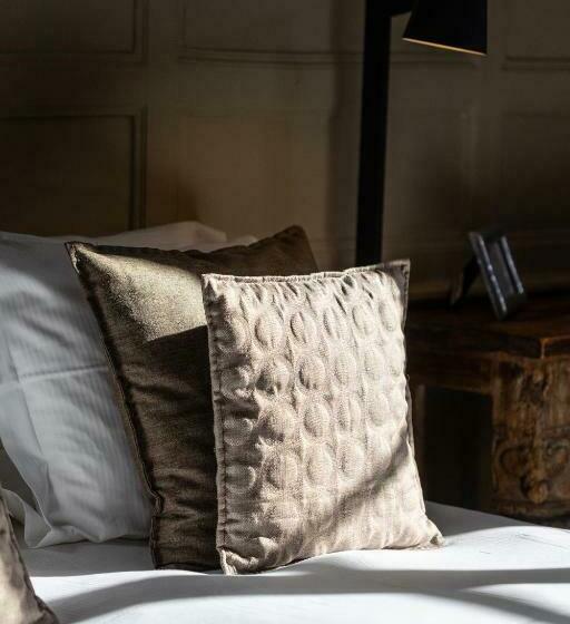 اتاق پرستیژ, La Maison Pavie