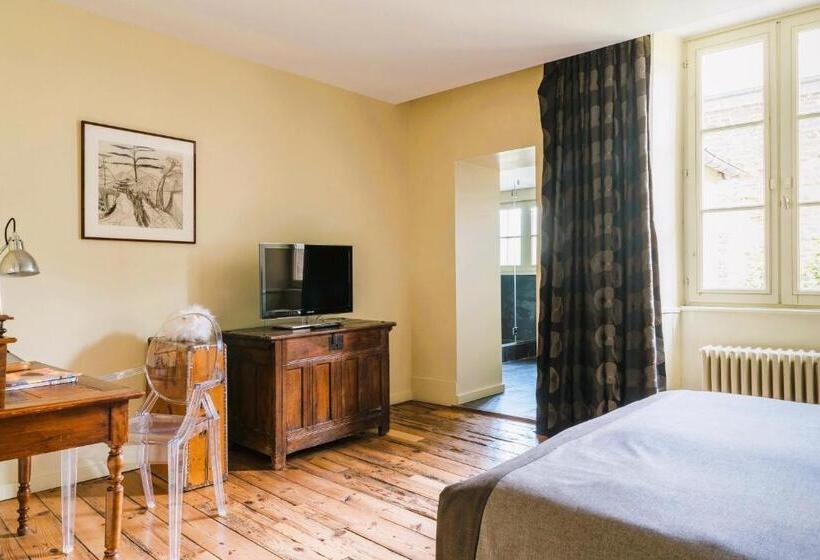 اتاق لوکس, La Maison Pavie