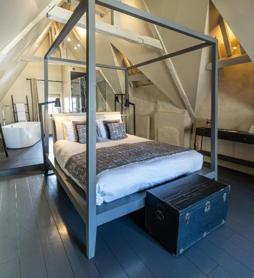 اتاق اجرایی, La Maison Pavie