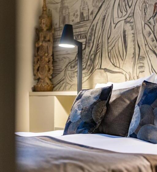 اتاق لوکس, La Maison Pavie