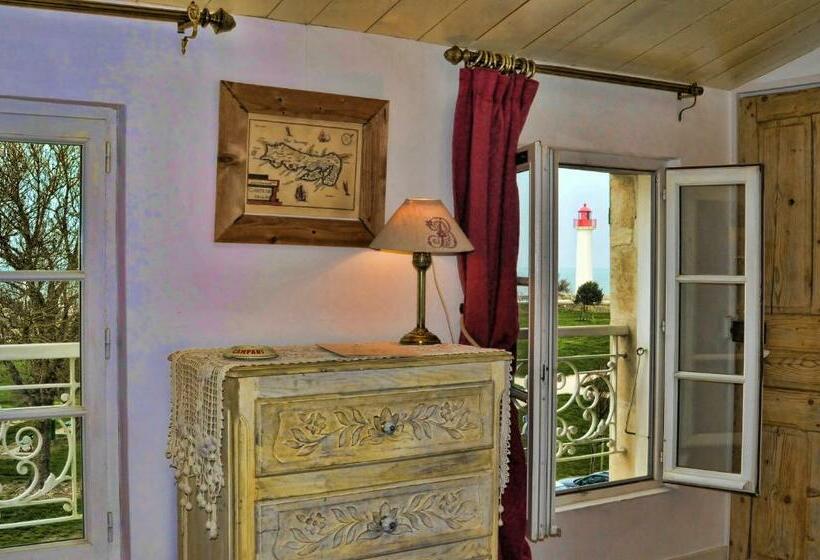 标准间, Le Corps De Garde