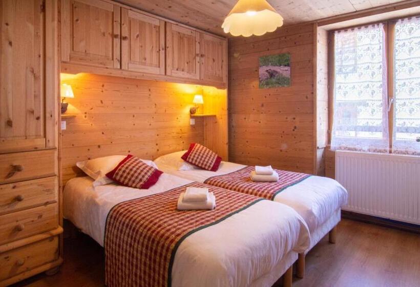اتاق استاندارد, Chalet Hotel La Tarine