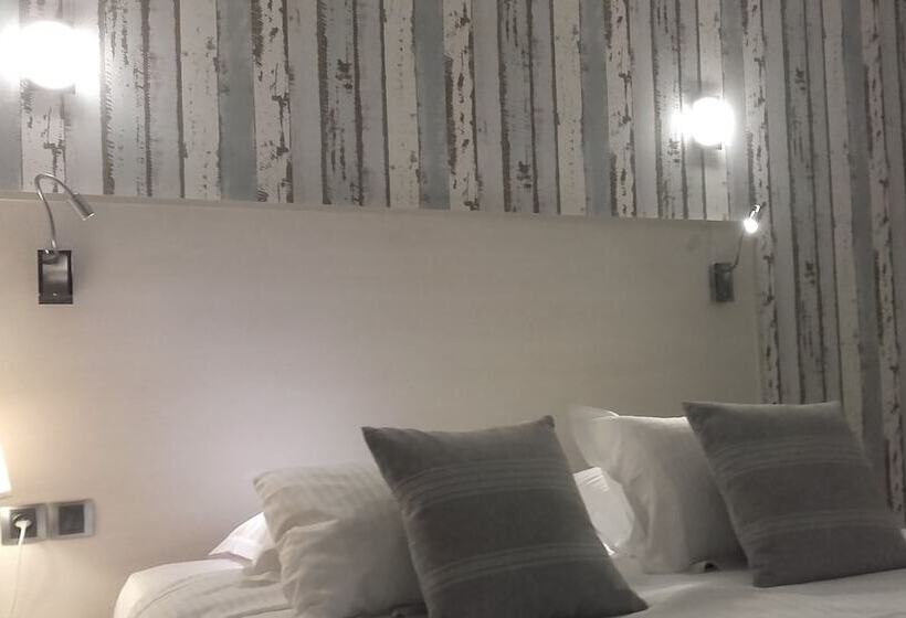 Номер Стандарт, Contact Hôtel   Motel Les Bleuets