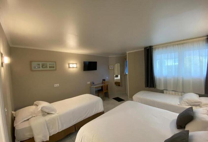 غرفة قياسية رباعية, Contact Hôtel   Motel Les Bleuets