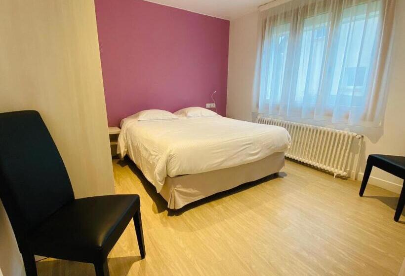 Дом 1 Спальня, Contact Hôtel   Motel Les Bleuets