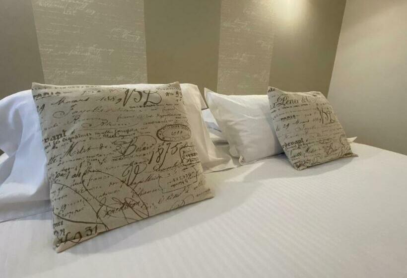 Номер Стандарт, Contact Hôtel   Motel Les Bleuets