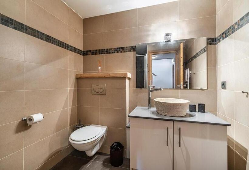 5 Bedroom Apartment, Eden Hotel, Apartments And Chalet Chamonix Les Praz