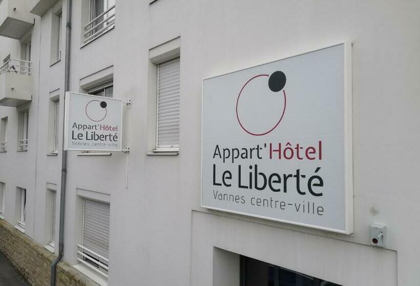 Апартаменты 3 Спальни, Appart Hôtel Le Liberté Vannes Centre Ville