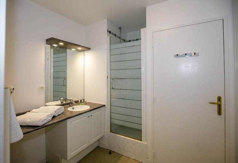 스탠다드 스튜디오, Appart Hôtel Le Liberté Vannes Centre Ville