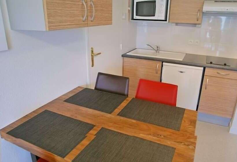 스탠다드 스튜디오, Appart Hôtel Le Liberté Vannes Centre Ville