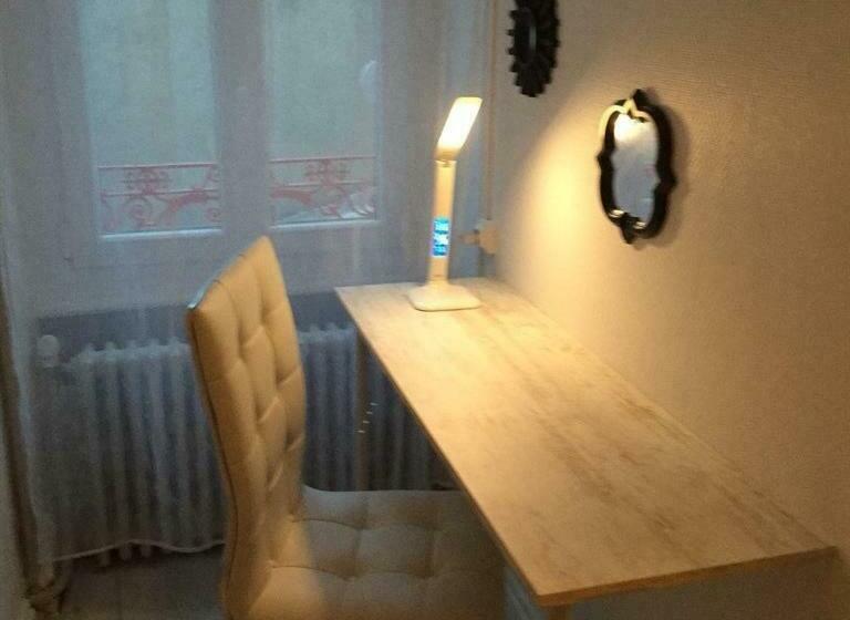 חדר סטנדרט, Ariane