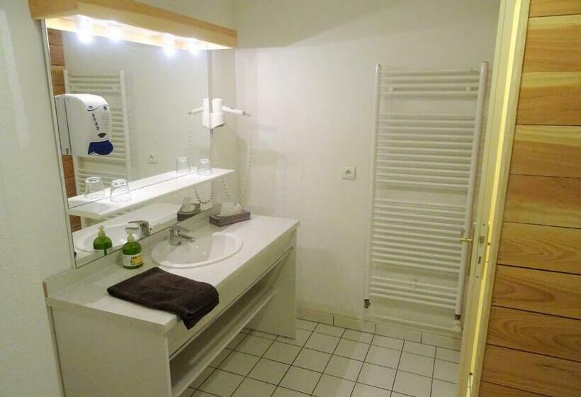 Номер Стандарт, Auberge De Liezey