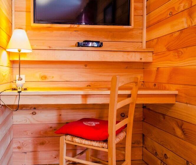 غرفة قياسية, Auberge De Liezey