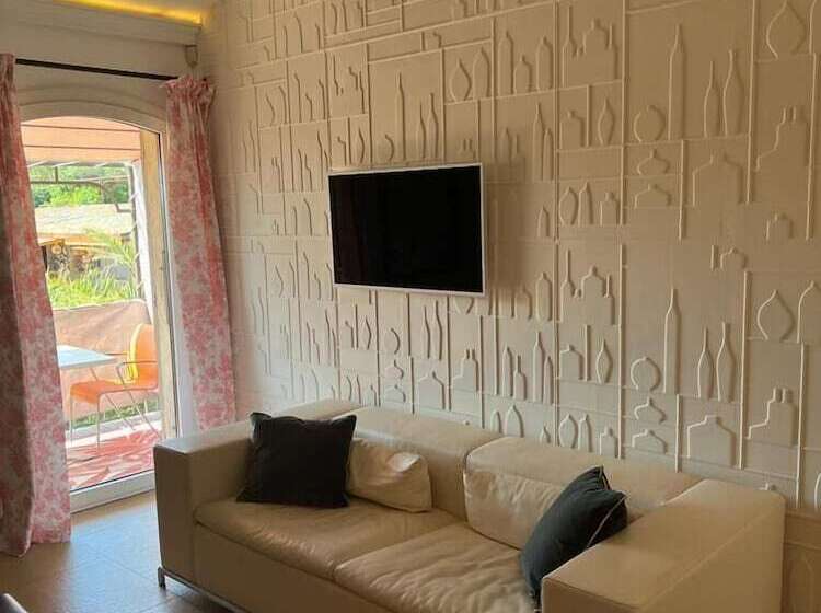 디럭스 스위트, Bastide De Ramatuelle